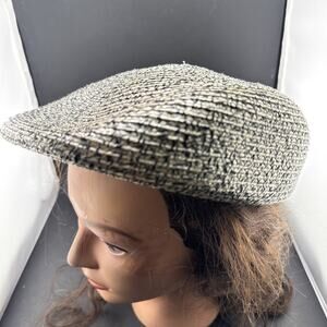 Vintage Ladies Hat Black And White